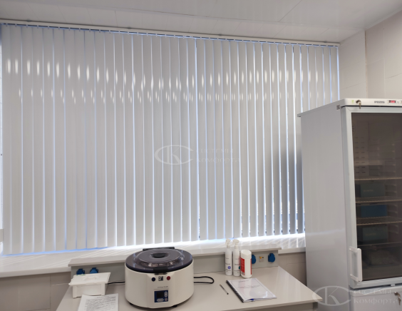 Вертикальные пластиковые жалюзи
